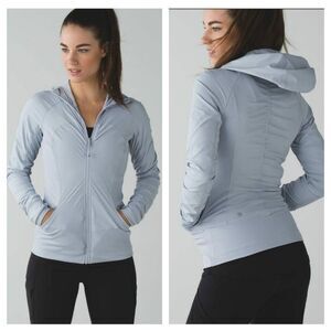 LULULEMON ATHLETICA In Flux Jacket in Silver Fox Size 2